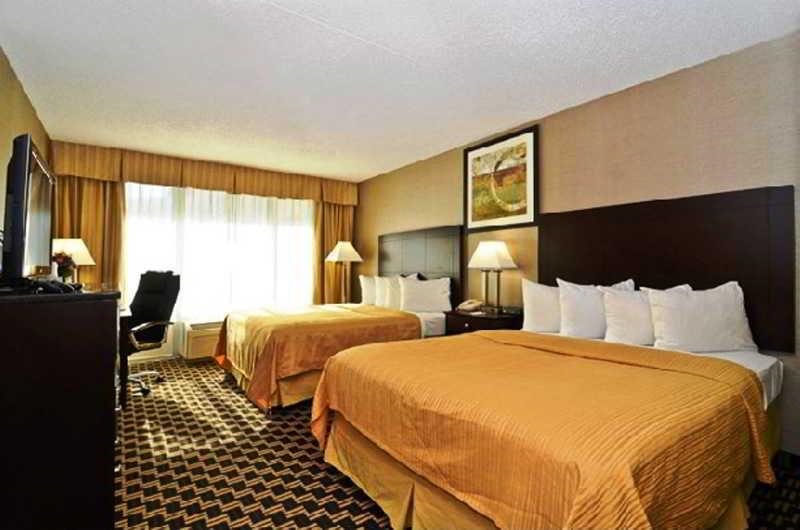 Quality Inn & Conference Center Akron Extérieur photo
