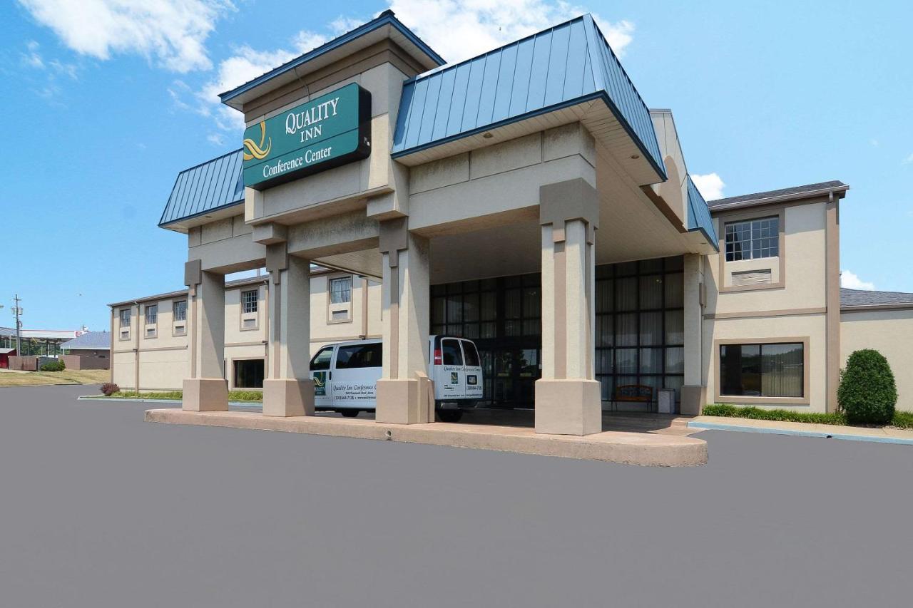 Quality Inn & Conference Center Akron Extérieur photo