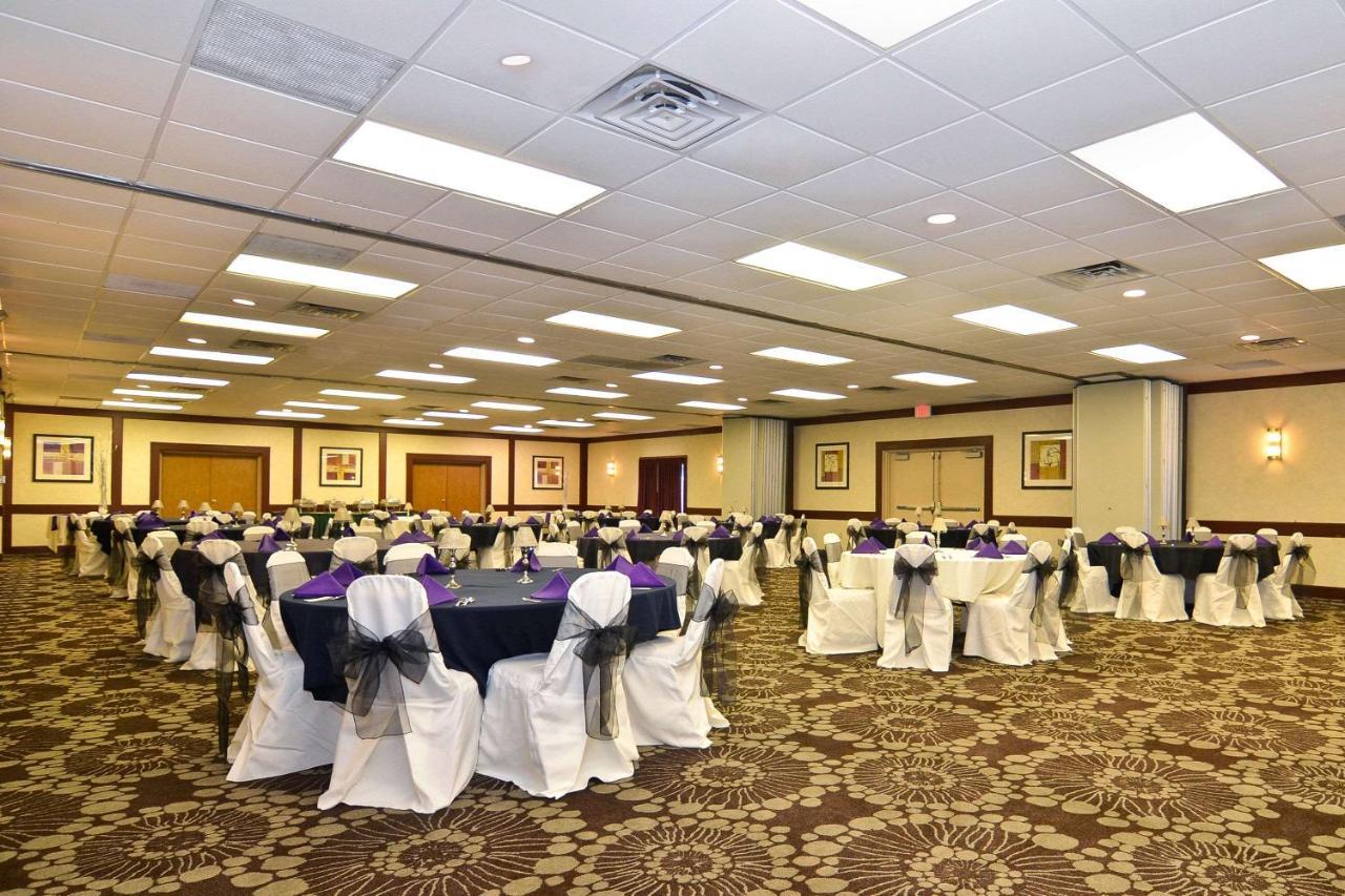 Quality Inn & Conference Center Akron Extérieur photo